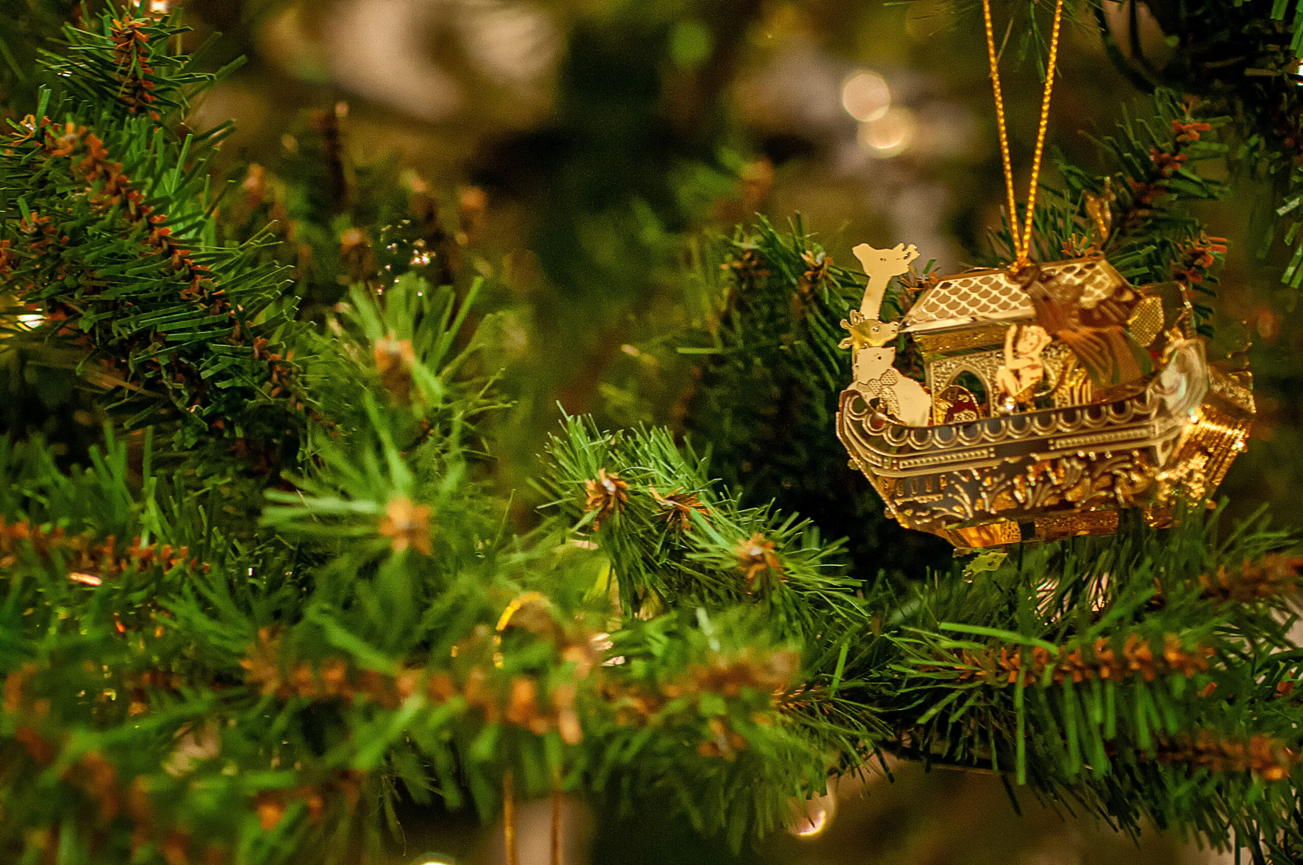 custom christmas ornaments wood